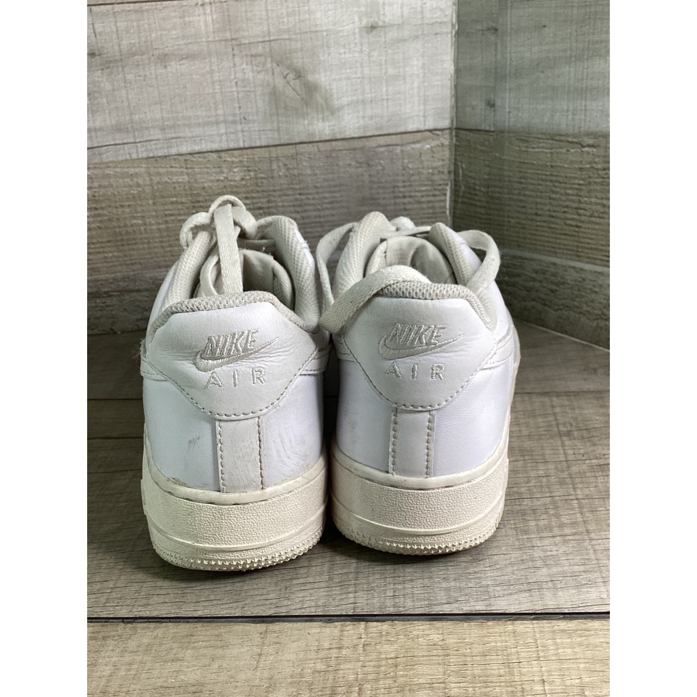 Nike Air Force 1 07 Low Triple White Womens Sneakers DD8959-100 Size 8.5 - Picture 9 of 9
